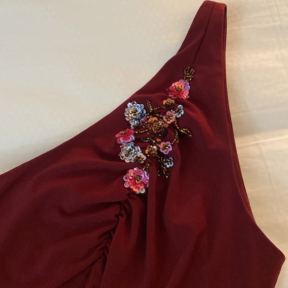 AFTER 5 ONE SHOULDER TOP WITH PANTS TO MATCH. - Picture 3 of 9